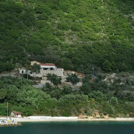 Poli * Stavros (Ithaka)