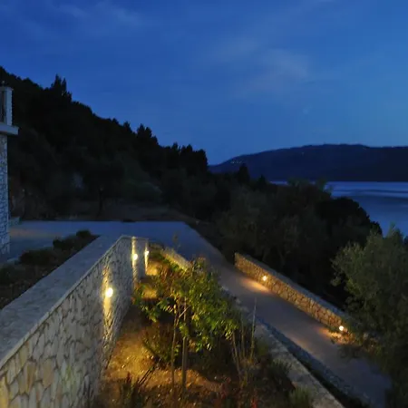 Poli Stavros (Ithaka)