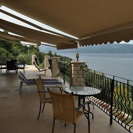 Poli Holiday home