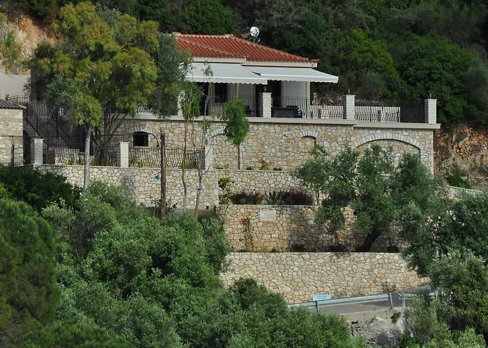 בית נופש Poli Stavros (Ithaka)