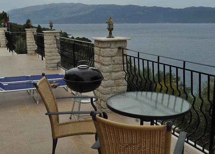 Poli * Stavros (Ithaka)